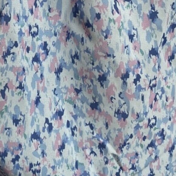 Brand New Heartloom Printed Smocked Top With Puff Sleeves - Picture 3 of 13